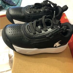 Billy Footwear Sport Court Shoes